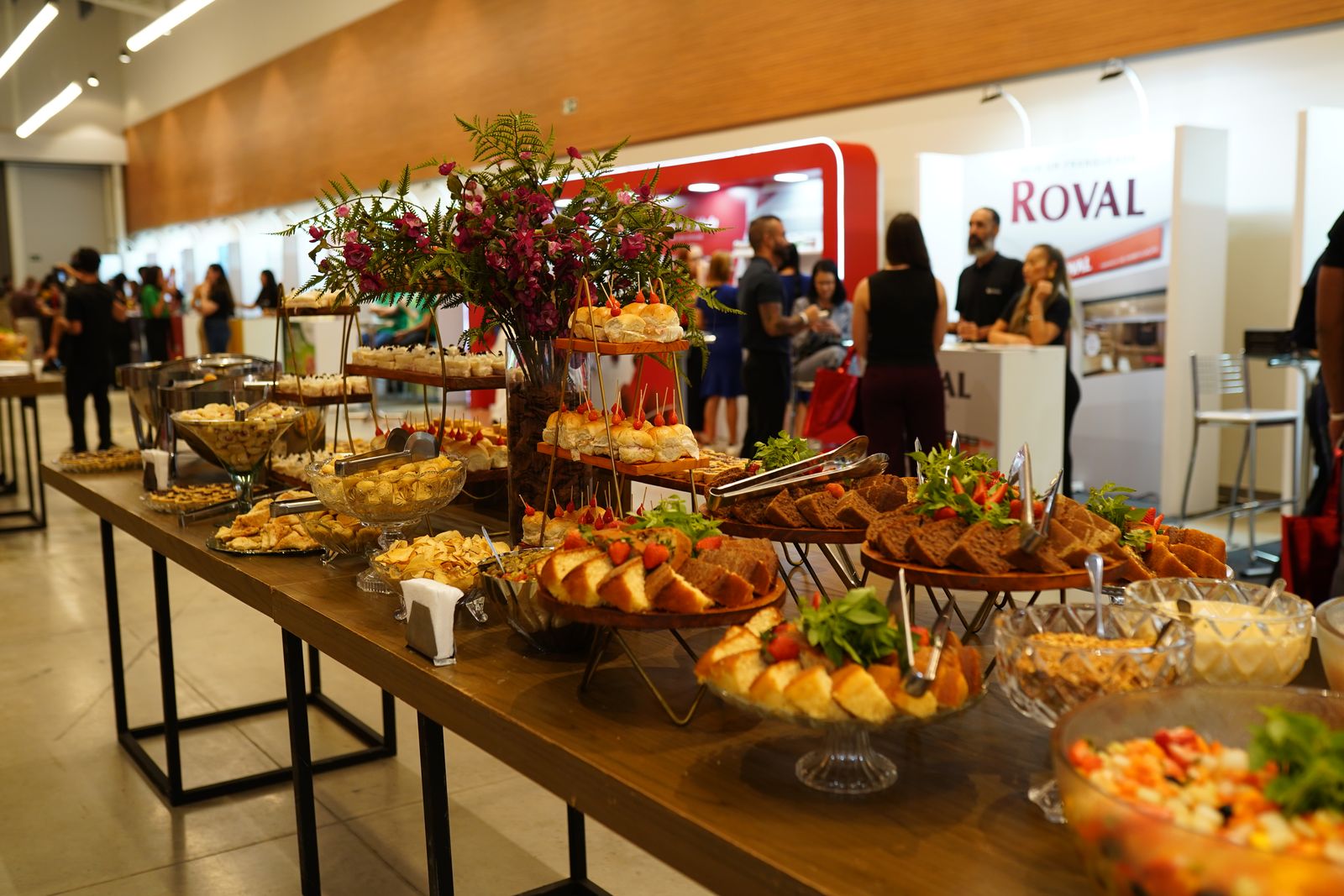 Feira de expositores da XIII Jornada de Nutrição Roval