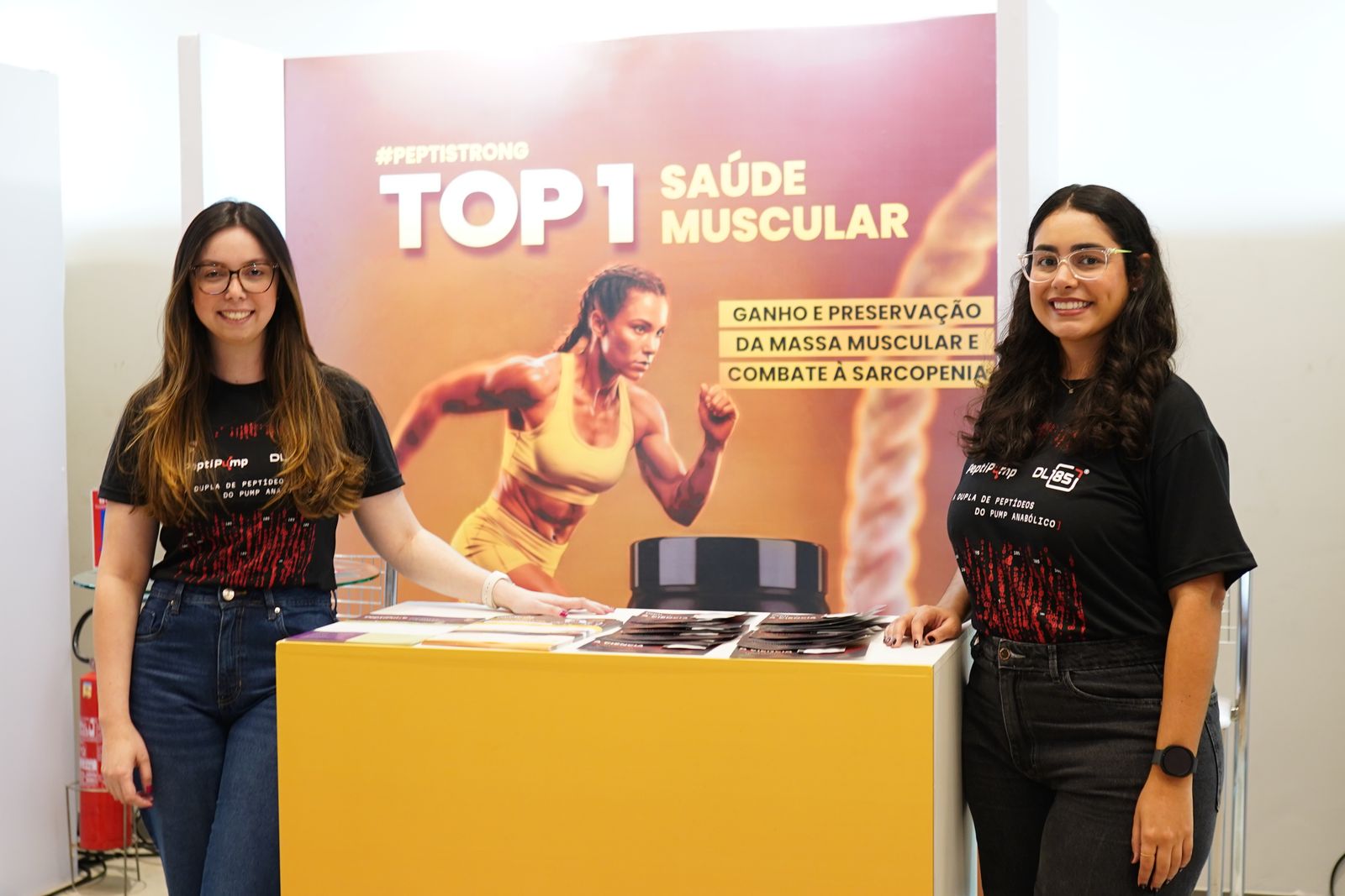 Feira de expositores da XIII Jornada de Nutrição Roval
